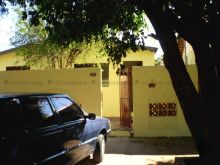 Lote 720 m² e 2 casas