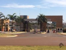 Ecoville bem localizado