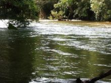 Chácara no Rio Formoso