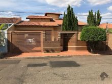 Excelente casa térrea