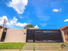 Casa no Altos do Indaiá com Terreno Amplo