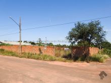 Excelente terreno - 2 esquinas