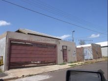 Casa semi nova - alto padrão