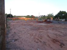 Terreno com 2 frentes