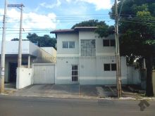 Prédio comercial na Joaquim Murtinho