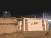 Ótima casa 600m² em frente ao Fórum