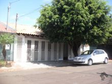 02 quartos com edicula nos fundos