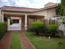 Ampla casa no centro