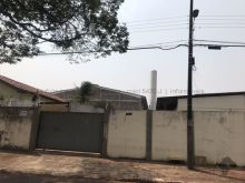 Dois terrenos juntos