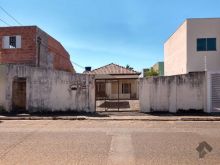 Casa com terreno 636m² - próximo ao shopping Norte Sul