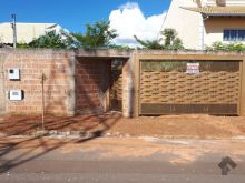 Terreno na avenida principal do bairro