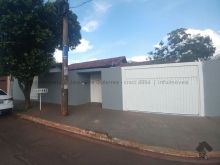 Casa térrea - 3 quartos - com excelente quintal