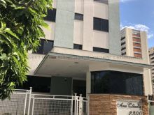 Edifício Ana Cláudia em frente ao Belmar Fidalgo centro