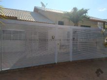 Vendo excelente sobrado em bairro nobre