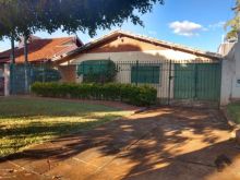 Casa próximo ao Parque dos Ipês