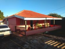 Casa toda reformada com terreno grande