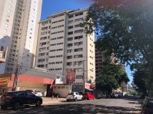 Em frente ao Parque Belmar Fidalgo