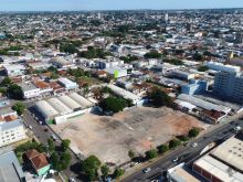 Área central única - 6.795m² de esquina