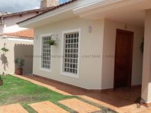 Casa aconchegante e ótima localização