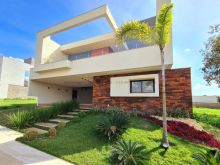 Sobrado alto padrão - Residencial Damha III