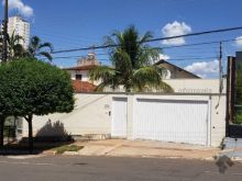 Próximo ao shopping Campo Grande