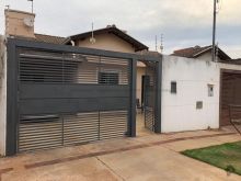Casa de 2 quartos mais suíte - próximo ao Atacadão