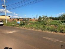 Área no Caiobá - 2 frentes - ótima para construtor