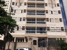 Edifício Mediterrâneo em andar alto - mobiliado