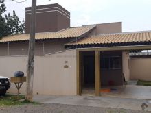 Ótima casa com 3 quartos