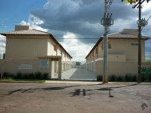 Excelente sobrado - residencial fechado