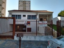 Casa excelente para clínica médica