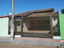 Casa ampla - suíte com closet e muito conforto