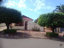 Terreno de 700 m² entre a 25 dezembro e Brás