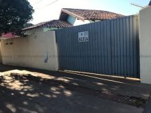 Casa em condomínio - desocupada