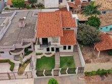 Imóvel para clínica com 9 salas