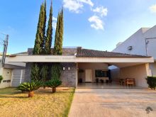 Linda e aconchegante casa - residencial Damha ll