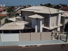 Belíssimo sobrado com fino acabamento