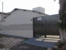 Casa e salão comercial