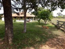 Chácara com rio São João nos fundos