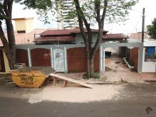 Casa térrea toda reformada no São Francisco