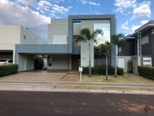 Maravilhoso imóvel em condomínio