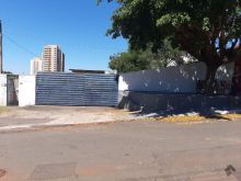 Muito próximo ao centro da cidade