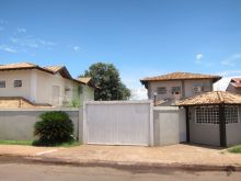 Oportunidade - sobrado com piscina privativa