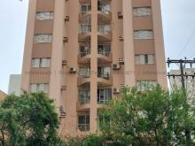 Em frente a Igreja São José