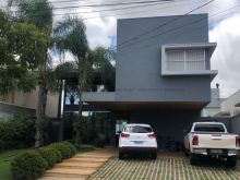 Lindo sobrado com excelente localização