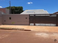 Linda casa com 3 suítes e área gourmet