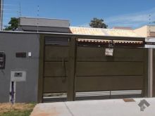 Casa nova - linda e muito confortável