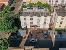 Espaçoso apartamento