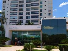 Apartamento impecável - vista para o parque
