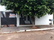 Bela com edícula estuda permuta